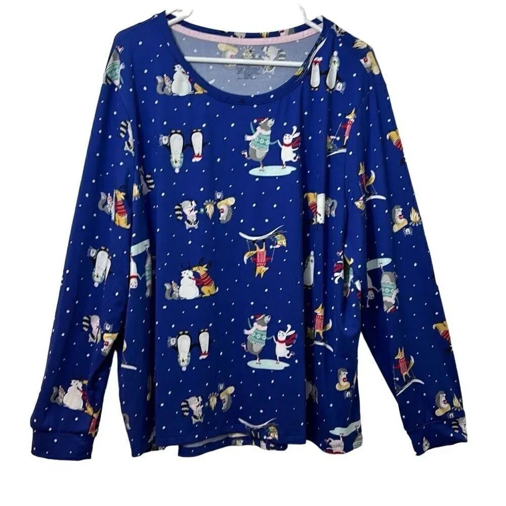 Secret Treasures winter fun print on blue soft pajama top XL